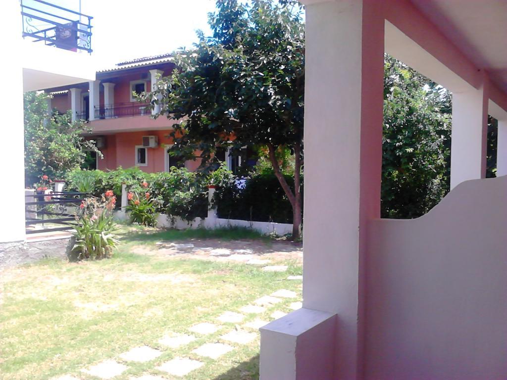 Hebes Studios Kávos Exterior foto